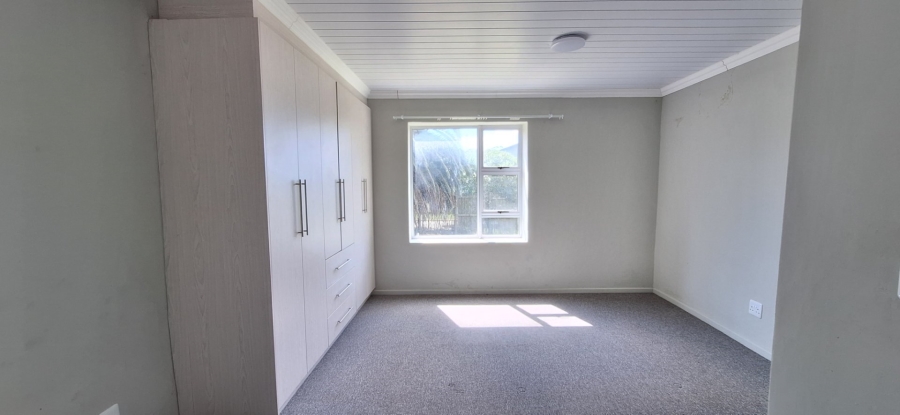 3 Bedroom Property for Sale in Albertinia Western Cape